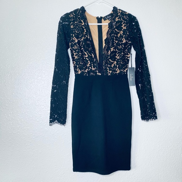 Lulus NEW Swoon-er Or Later Long Sleeve Lace Deep V Little Black Dress XS - Picture 1 of 8